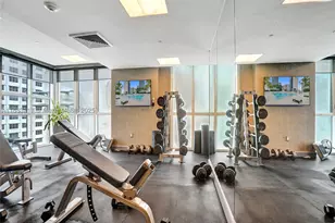 950 Brickell Bay, Miami, FL 33131 - Photo 35