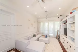 260 Cape Florida, Key Biscayne, FL 33149 - Photo 17