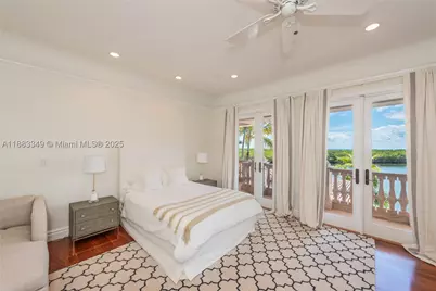 260 Cape Florida, Key Biscayne, FL 33149 - Photo 19