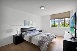 19601 E Country Club, Aventura, FL 33180 - Photo 21