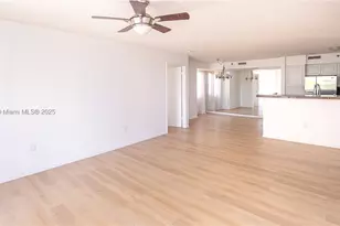 19601 E Country Club, Aventura, FL 33180 - Photo 11