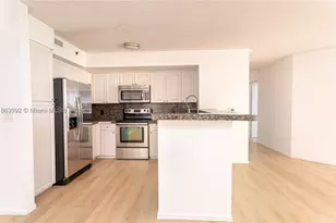 19601 E Country Club, Aventura, FL 33180 - Photo 5
