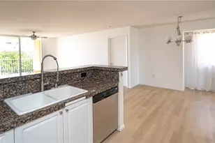 19601 E Country Club, Aventura, FL 33180 - Photo 7