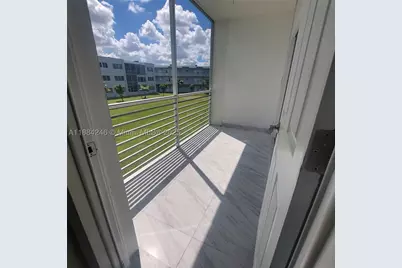 2300 Park #211, Hollywood, FL 33021 - Photo 15