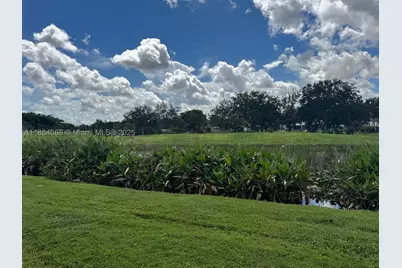 2471 SW 82nd #108, Davie, FL 33324 - Photo 3