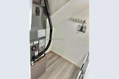 1300 W 53rd #18, Hialeah, FL 33012 - Photo 3