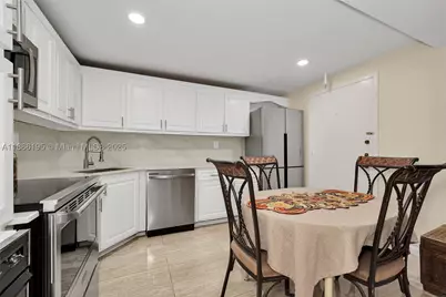 2750 NE 183rd #2204, Aventura, FL 33160 - Photo 19