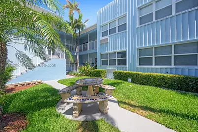 315 Van Buren #104B, Hollywood, FL 33019 - Photo 19