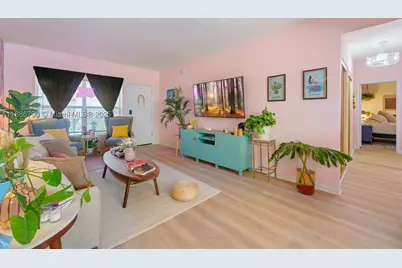 315 Van Buren #104B, Hollywood, FL 33019 - Photo 5