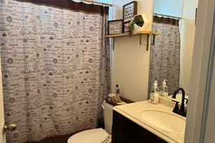 18247 NW 88th, Hialeah, FL 33018 - Photo 27