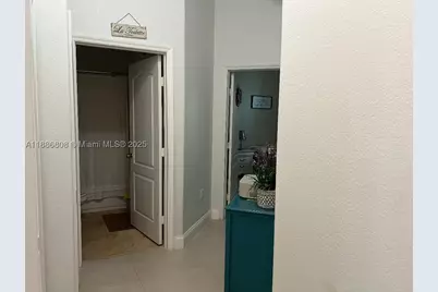 18247 NW 88th, Hialeah, FL 33018 - Photo 29