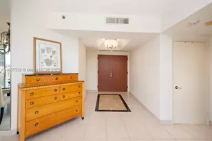 2000 Island, Aventura, FL 33160 - Photo 5
