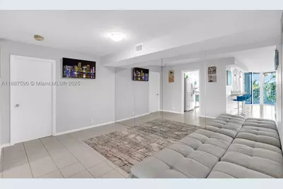 1000 Quayside #505, Miami, FL 33138 - Photo 9