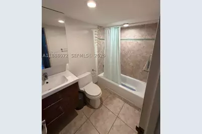 1000 Parkview #627, Hallandale Beach, FL 33009 - Photo 29