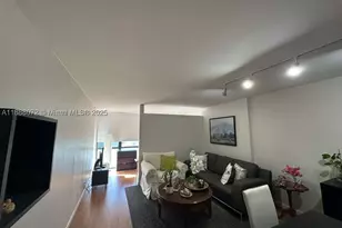 1000 Parkview, Hallandale Beach, FL 33009 - Photo 27