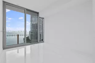 300 Biscayne Blvd, Miami, FL 33131 - Photo 27