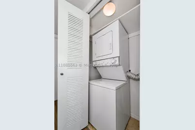 2101 Brickell #905, Miami, FL 33129 - Photo 17