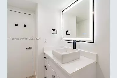 2030 S Ocean #1127, Hallandale Beach, FL 33009 - Photo 13