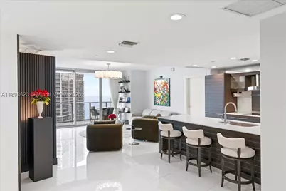 200 Biscayne Boulevard #3608, Miami, FL 33131 - Photo 7