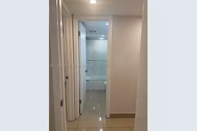 100 SE 5th #1, Hallandale Beach, FL 33009 - Photo 23