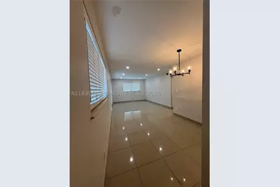 100 SE 5th #1, Hallandale Beach, FL 33009 - Photo 13
