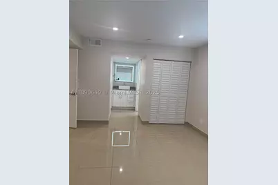 100 SE 5th #1, Hallandale Beach, FL 33009 - Photo 25