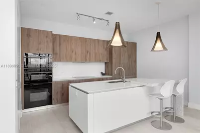 650 NE 32nd #BH7, Miami, FL 33137 - Photo 9