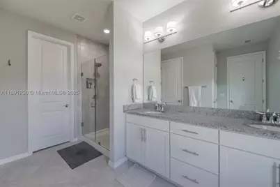 4735 Eucalyptus, Hollywood, FL 33021 - Photo 23