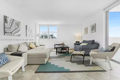 5838 Collins #11B, Miami Beach, FL 33140 - Photo 5