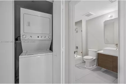 1010 SW 2nd #603, Miami, FL 33130 - Photo 21