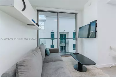227 NE 2nd #2508, Miami, FL 33132 - Photo 5