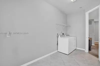 1422 Silk Oak, Hollywood, FL 33021 - Photo 37