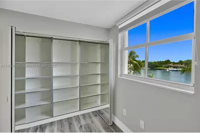 5880 Collins #403, Miami Beach, FL 33140 - Photo 19