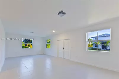 13203 SW 188th, Miami, FL 33177 - Photo 11