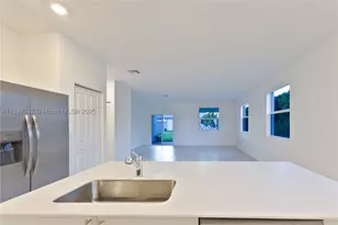13203 SW 188th, Miami, FL 33177 - Photo 25