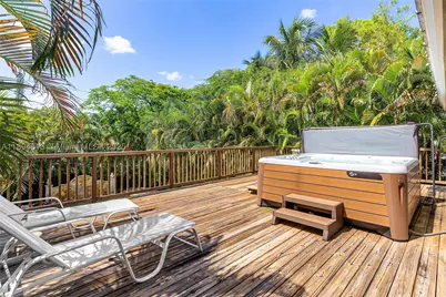 12 NE 26th, Wilton Manors, FL 33305 - Photo 21