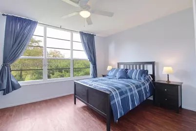 605 Oaks #305, Pompano Beach, FL 33069 - Photo 15