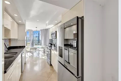 1000 E Island #1403, Aventura, FL 33160 - Photo 25