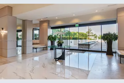1000 E Island #1403, Aventura, FL 33160 - Photo 67