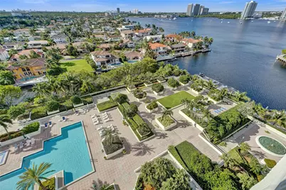 1000 E Island #1403, Aventura, FL 33160 - Photo 59