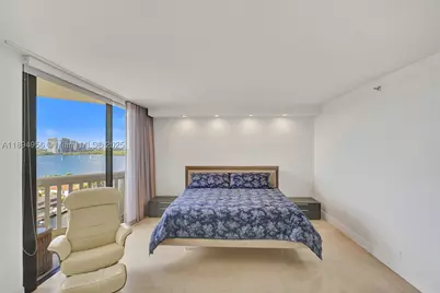 1000 E Island #1403, Aventura, FL 33160 - Photo 39