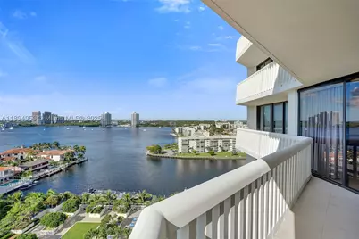 1000 E Island #1403, Aventura, FL 33160 - Photo 57