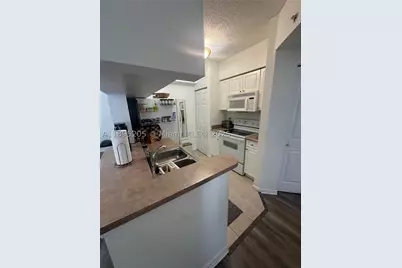 17125 N Bay #3402, Sunny Isles Beach, FL 33160 - Photo 3