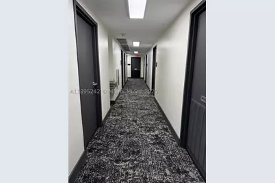 299 Alhambra #406, Coral Gables, FL 33134 - Photo 7