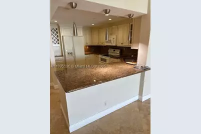 2625 Collins #1507, Miami Beach, FL 33140 - Photo 5