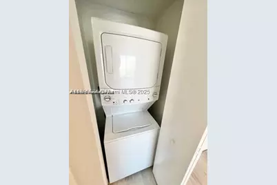 45 SW 9th #3009, Miami, FL 33130 - Photo 19