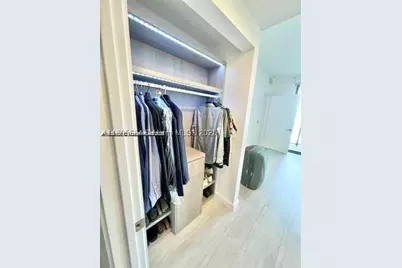 45 SW 9th #3009, Miami, FL 33130 - Photo 13