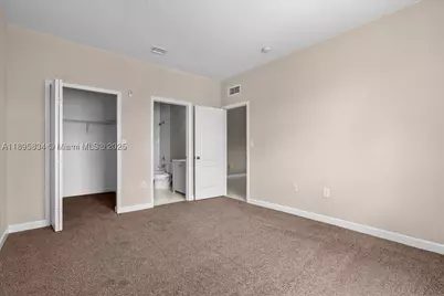 1677 SE 27th #202, Homestead, FL 33035 - Photo 17