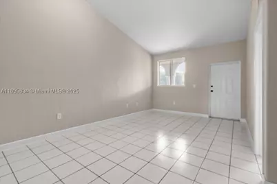 1677 SE 27th #202, Homestead, FL 33035 - Photo 5