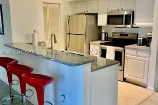 4105 Residence, Fort Myers, FL 33901 - Photo 9